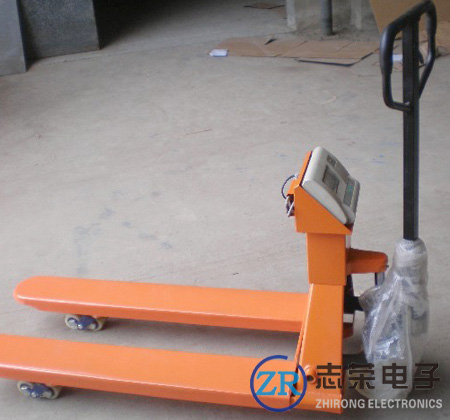電子叉車秤價格/技術(shù)參數(shù)_供應(yīng)倉儲運(yùn)輸用電子叉車秤